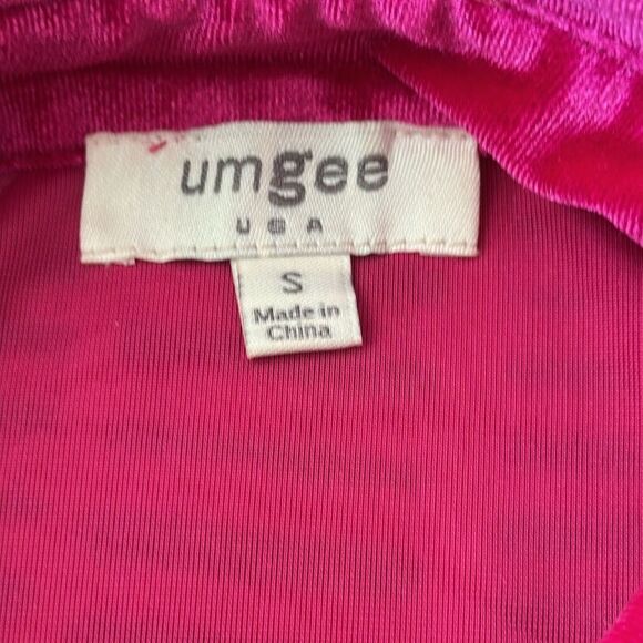 Umgee Women’s Velvet Tunic Button Down Peplum Top in Raspberry Size S - Picture 8 of 12